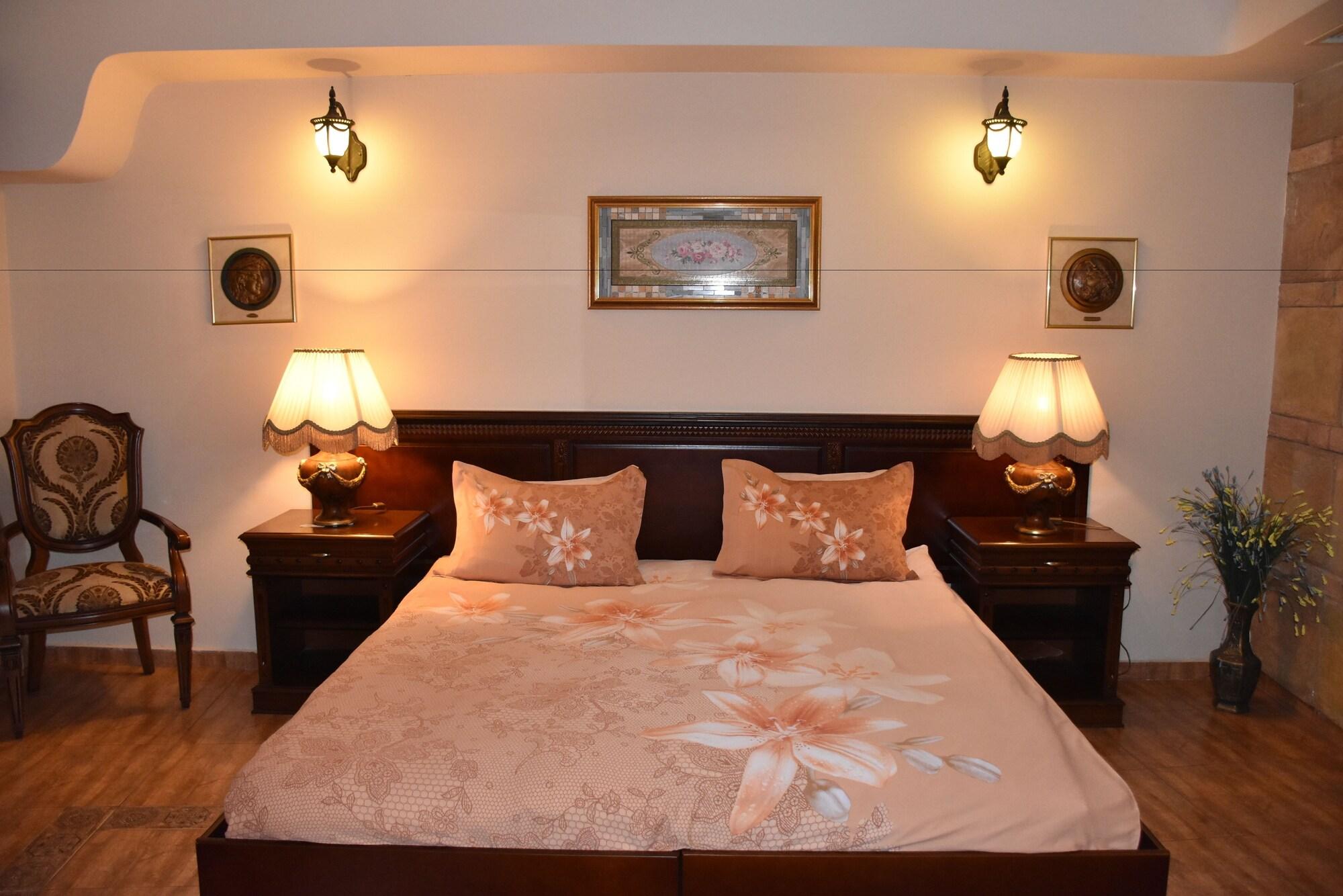 Boutique Hotel Boris Palace & Restaurant Plovdiv Esterno foto