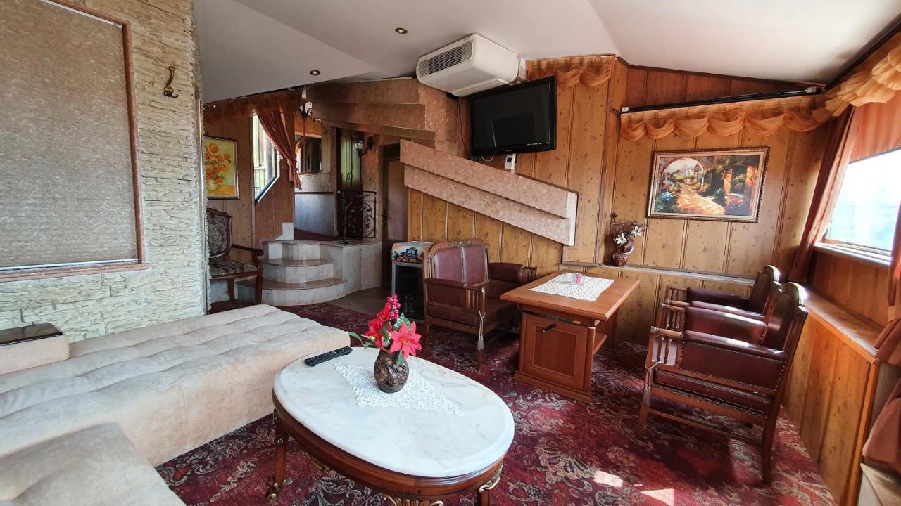 Boutique Hotel Boris Palace & Restaurant Plovdiv Esterno foto