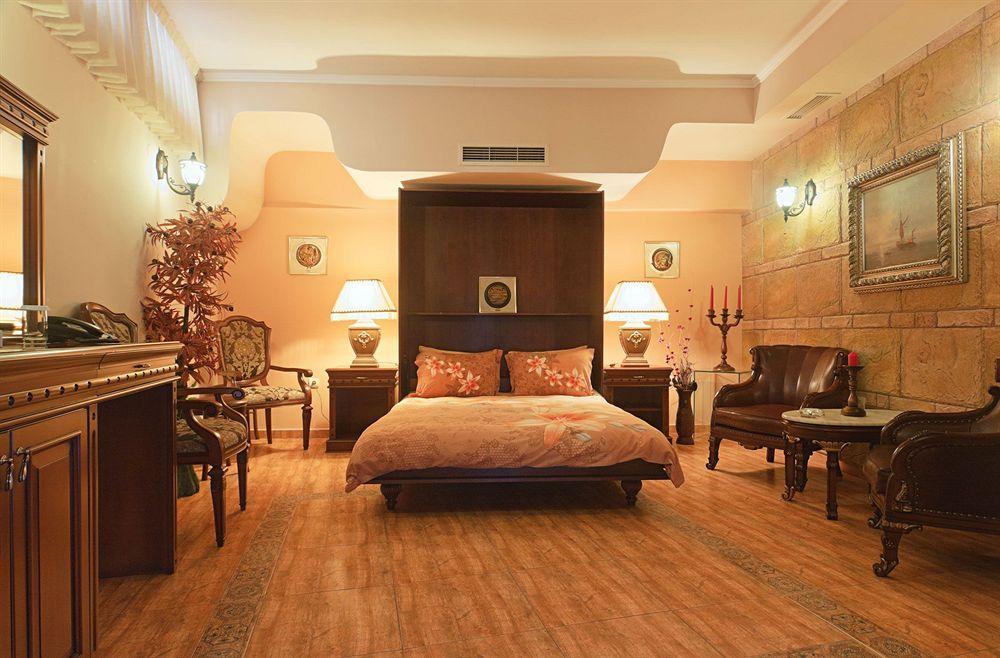 Boutique Hotel Boris Palace & Restaurant Plovdiv Esterno foto