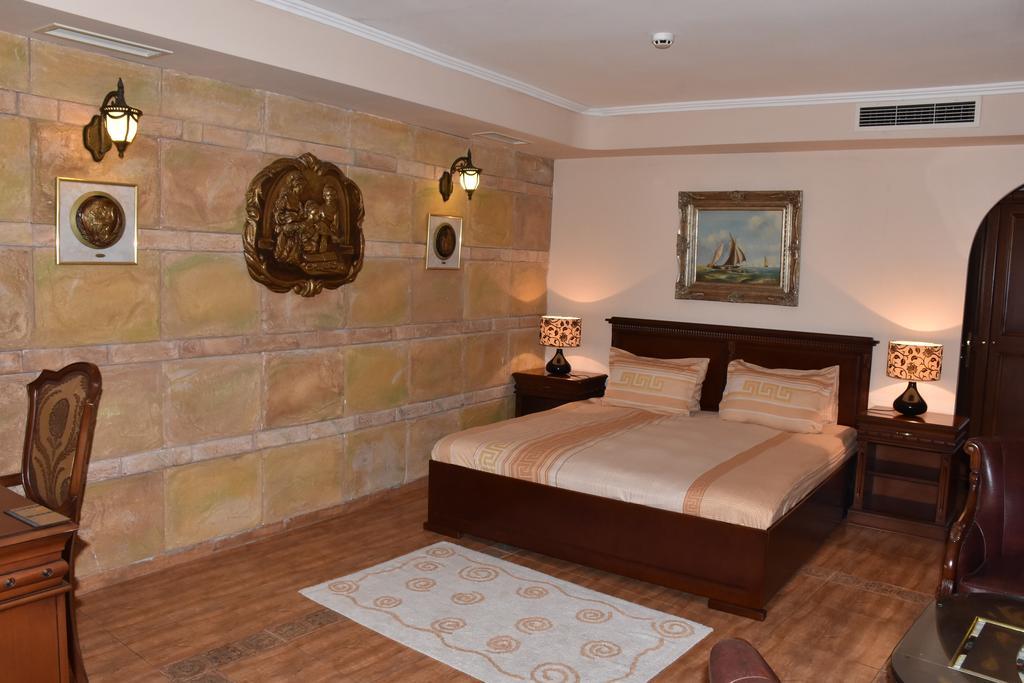 Boutique Hotel Boris Palace & Restaurant Plovdiv Esterno foto